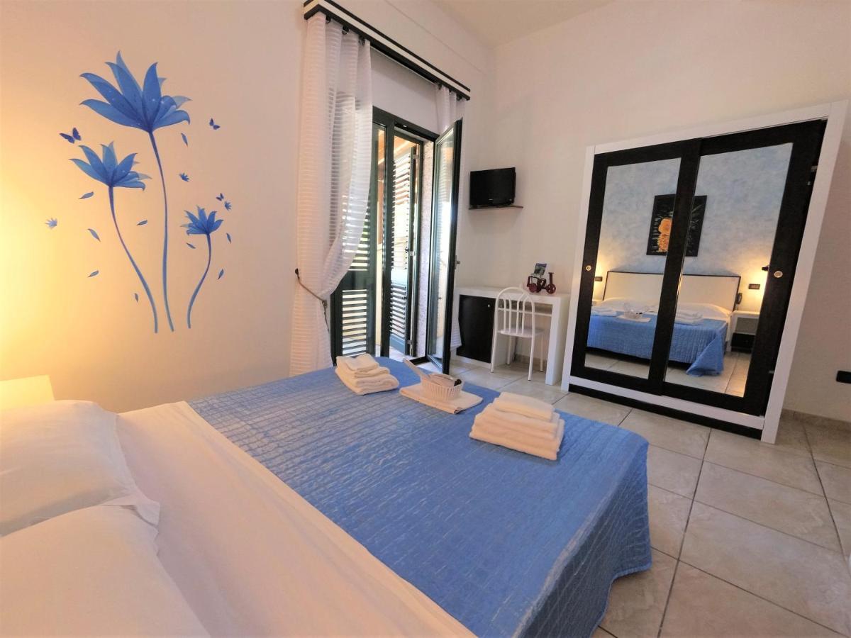 Hotel Alba Chiara Sant'Andrea Salento Luaran gambar