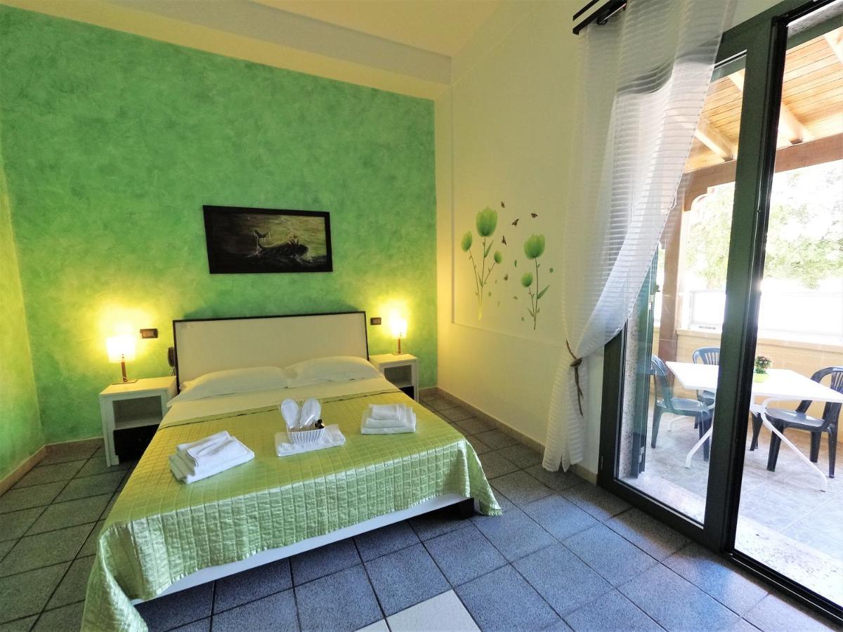 Hotel Alba Chiara Sant'Andrea Salento Luaran gambar
